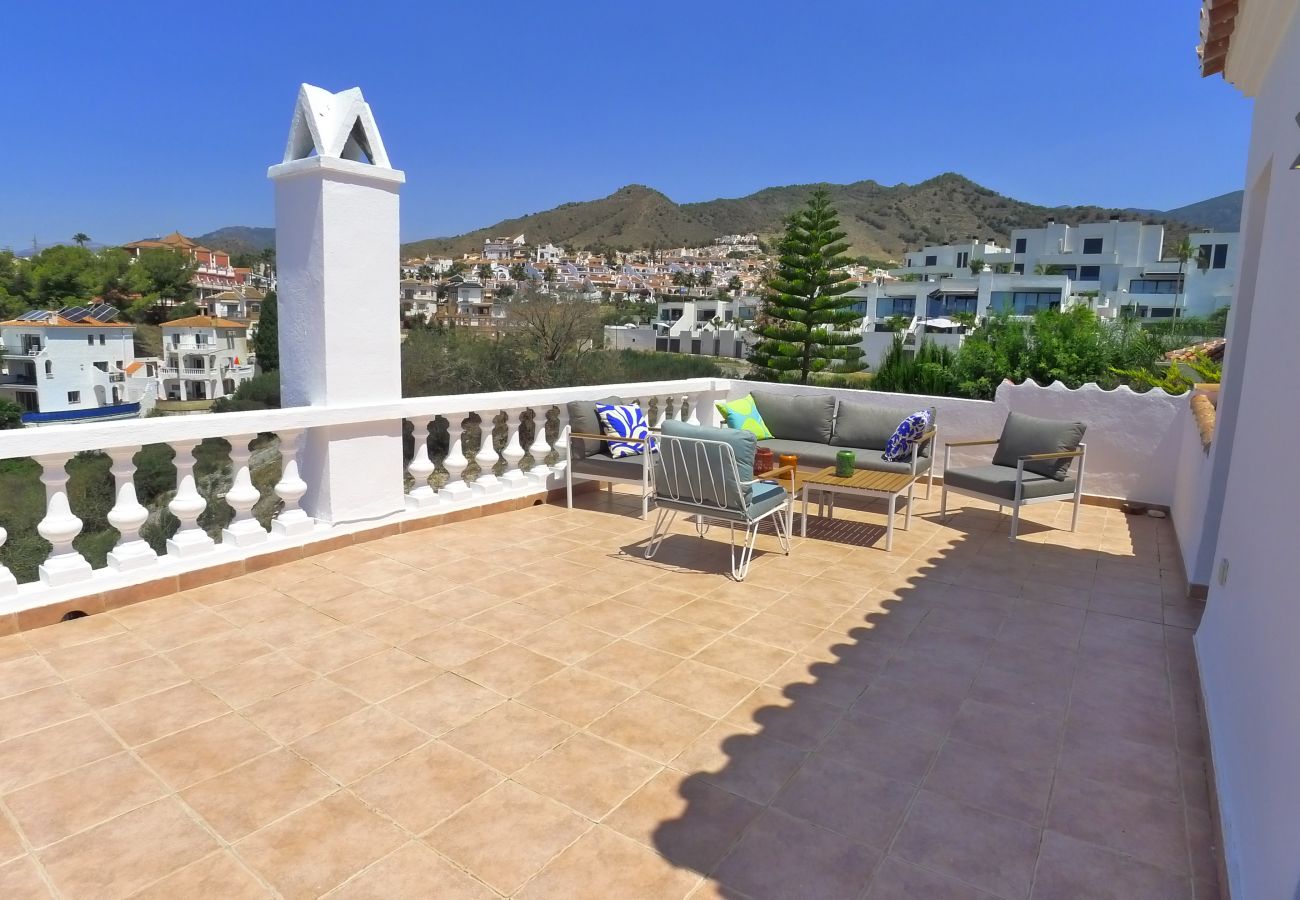 Villa en Nerja - 3 Dormitorios | Villa Golondrinas | CG R916