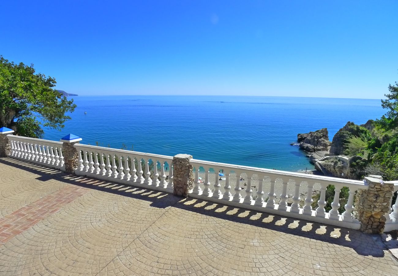 Apartamento en Nerja - 4 personas | Capistrano Playa 213 | CG R838