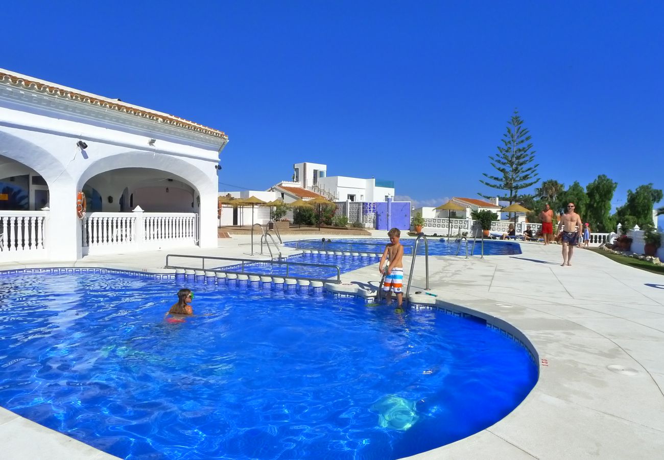 Apartamento en Nerja - 4 personas | Capistrano Playa 213 | CG R838