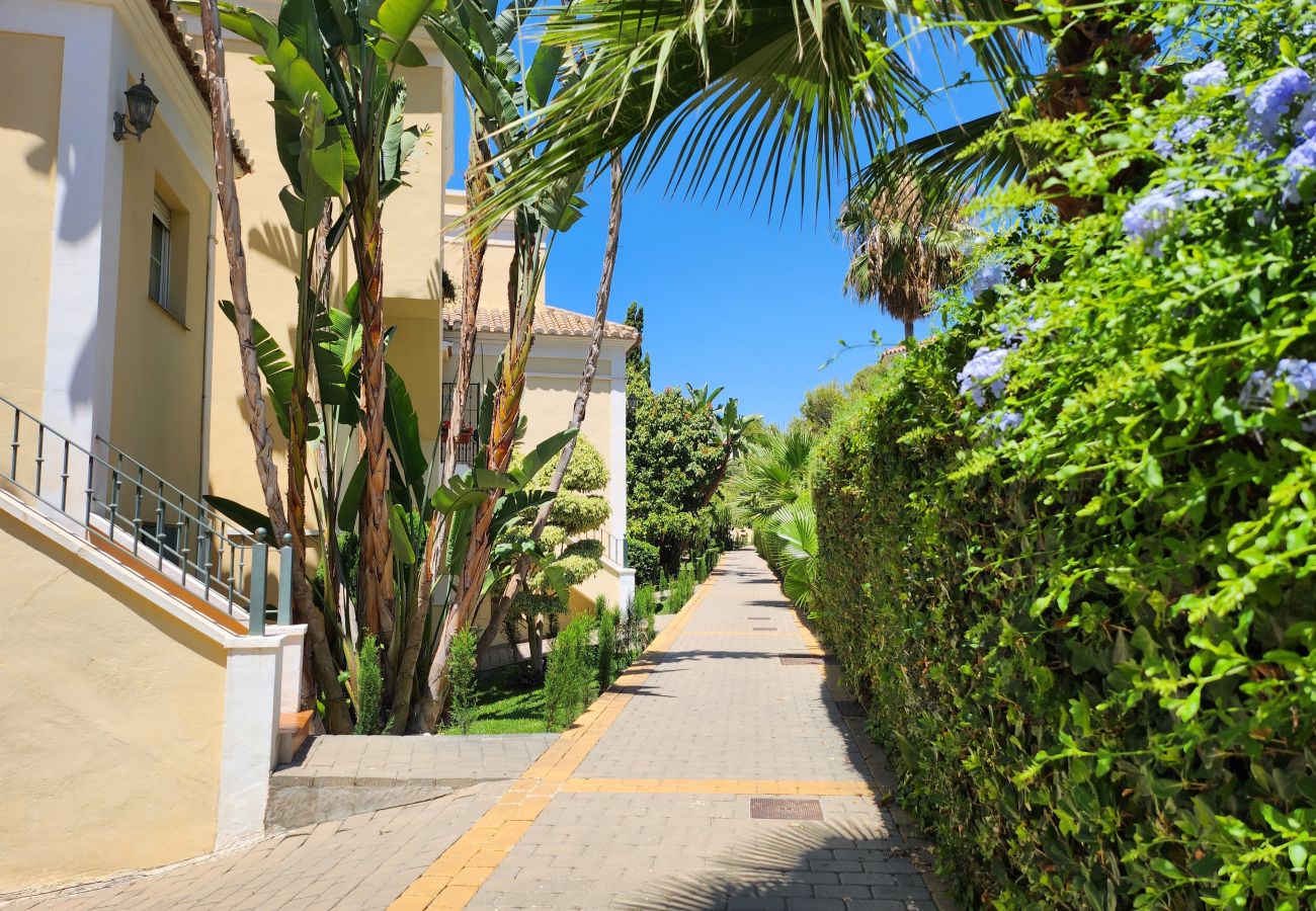 Apartamento en Nerja - 2 Dormitorios | Jardines de Burriana 14 | CG R1281