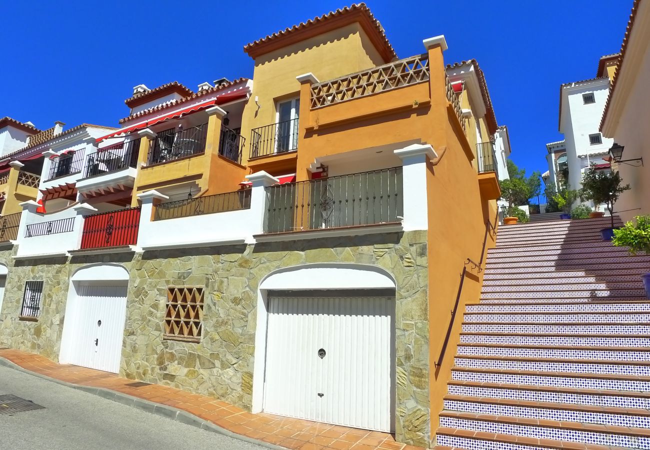 Casa adosada en Nerja - 3 Dormitorios | Aljamar 19A | CG R1086