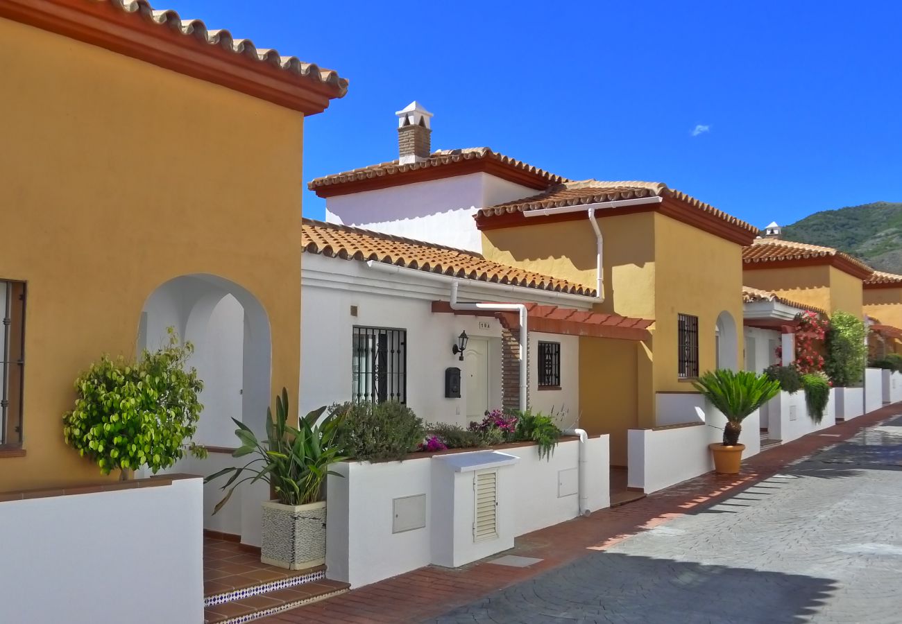 Casa adosada en Nerja - 3 Dormitorios | Aljamar 19A | CG R1086