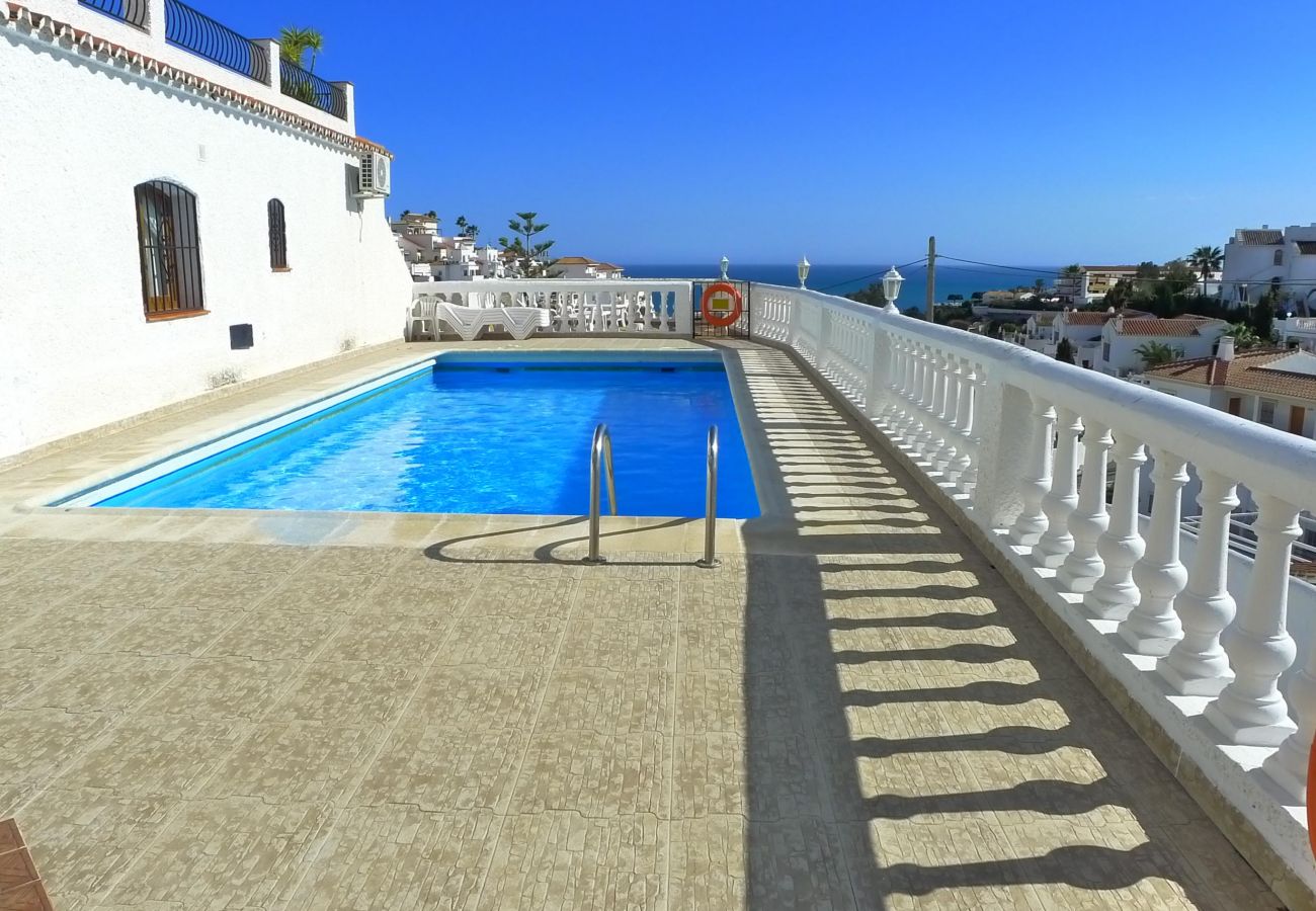 Apartamento en Nerja - 5 personas | Azahara 9 | CG R1000