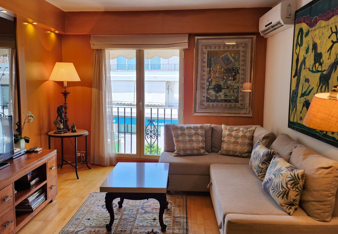 Apartamento en Nerja - R1357 Balcon de Europa 2º C2