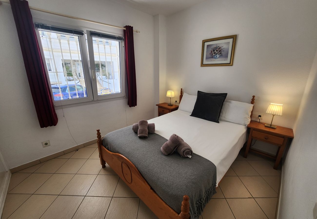 Apartment in Nerja - Sleeps 4 | Stella Maris | CG R908