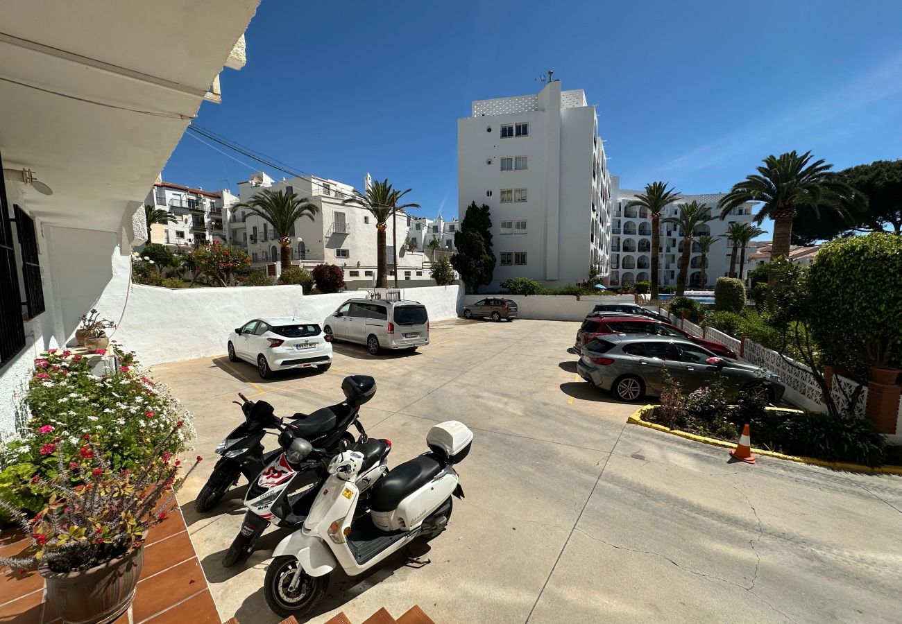 Apartment in Nerja - 2 Bedrooms | Carabeo | R1345