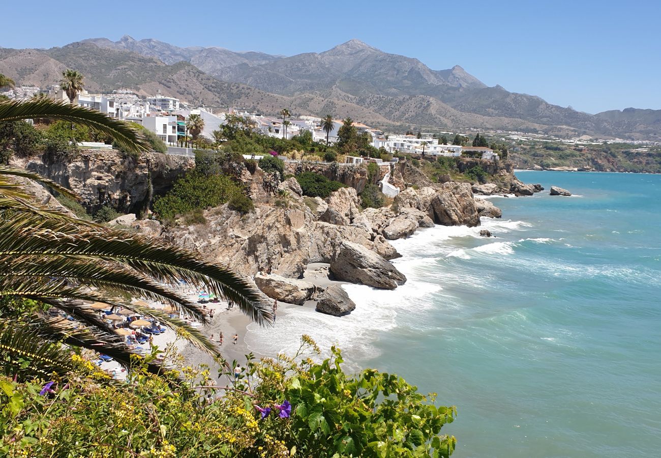 Apartment in Nerja - 2 Bedrooms | Carabeo | R1345