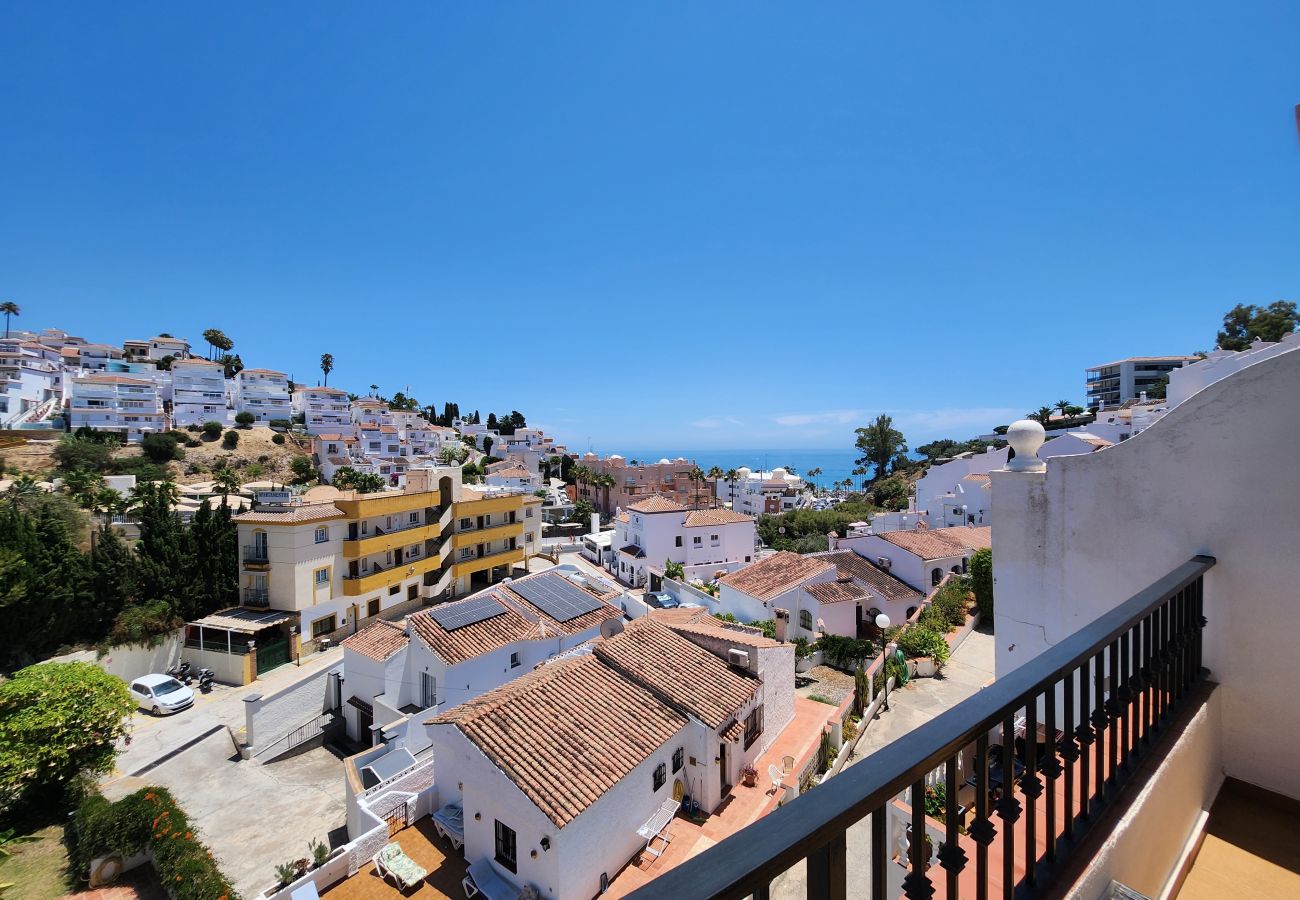 Villa in Nerja - R1352 | Pinomar D | Sleeps 10